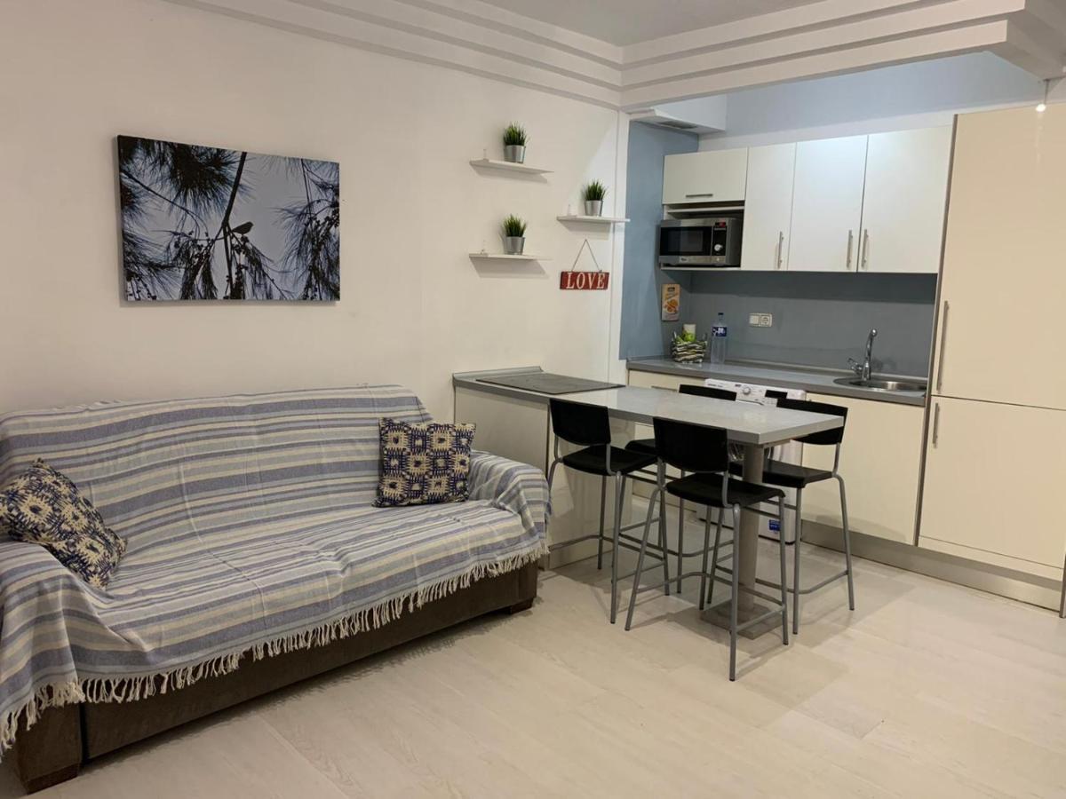 Apartamentos Orlando 85 アデヘ エクステリア 写真